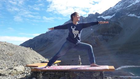 Gladys beim Gletscher surfen